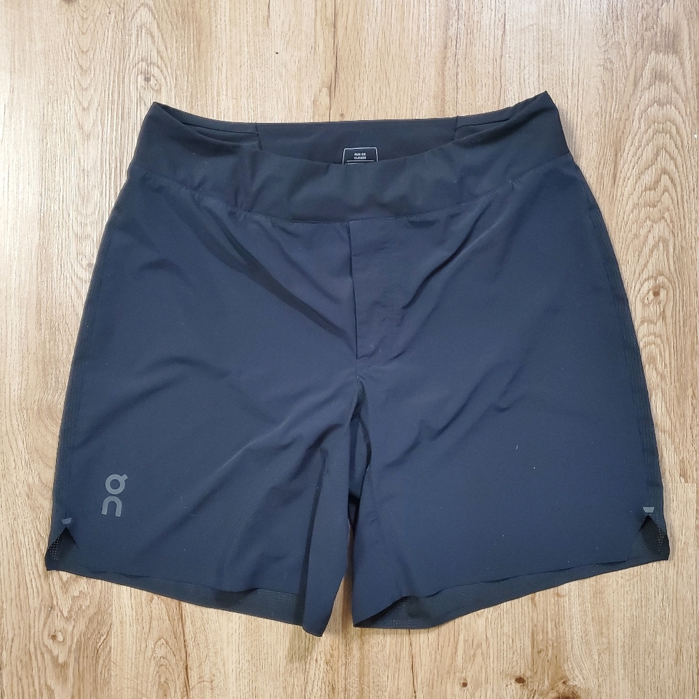 On running shorts SKU922